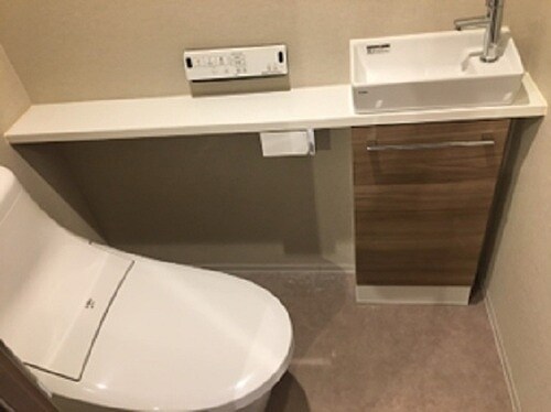 物件内観写真6　(トイレ　※前回募集時2024年4月撮影)