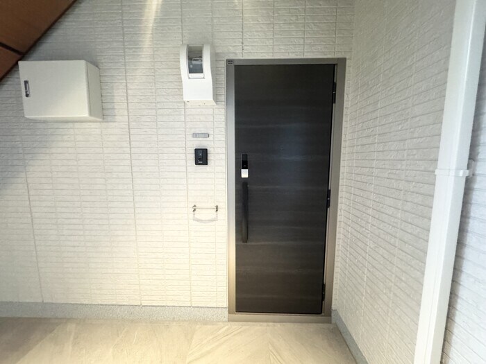 物件内観写真22　(玄関)