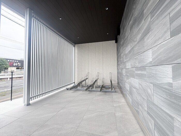 物件内観写真29　(駐輪場)