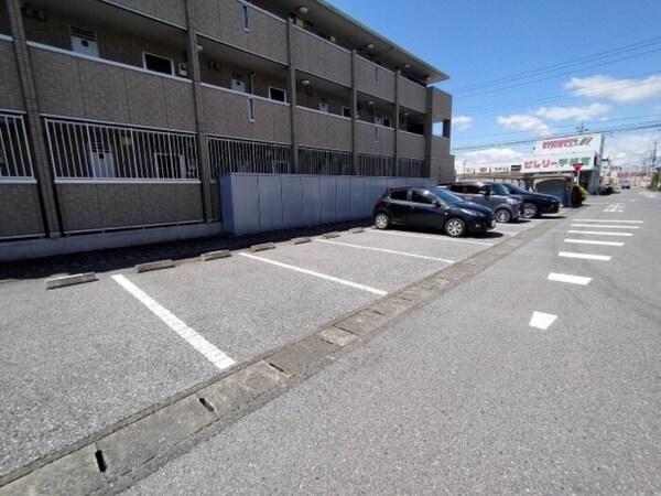 駐車場(駐車場)