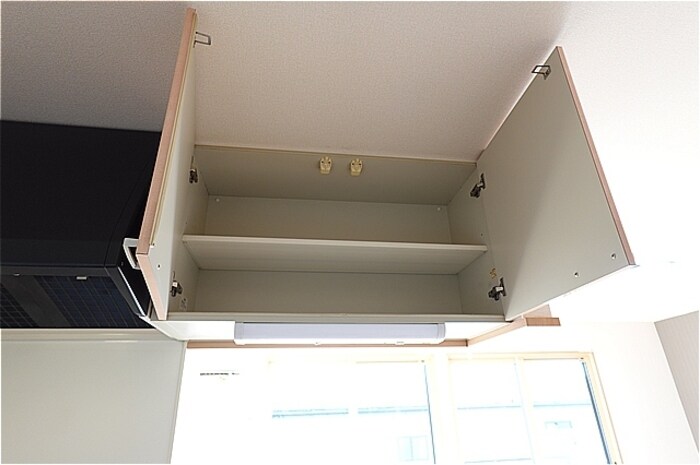 物件内観写真20　(キッチン上部収納棚)