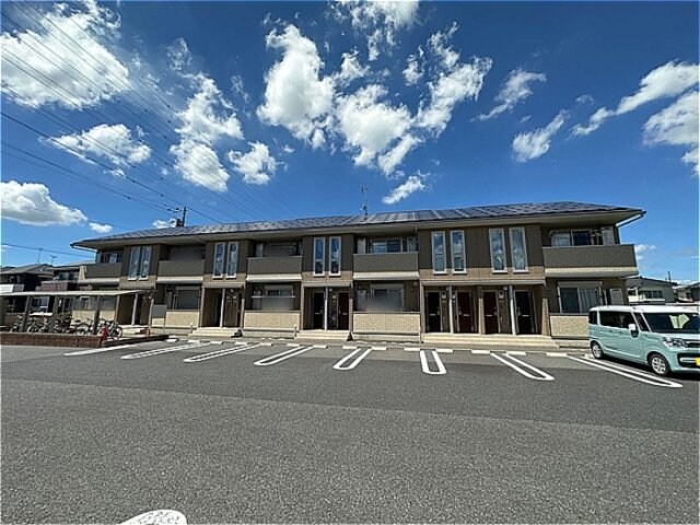 物件外観写真1　(建物外観)