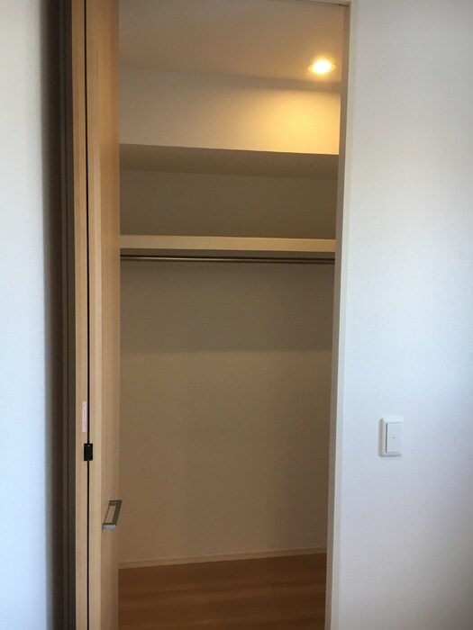 物件内観写真11　(収納)
