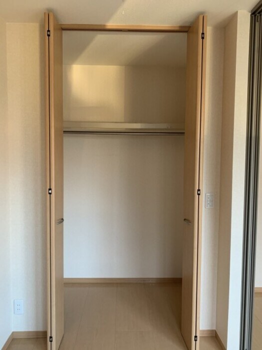 物件内観写真15　(収納)