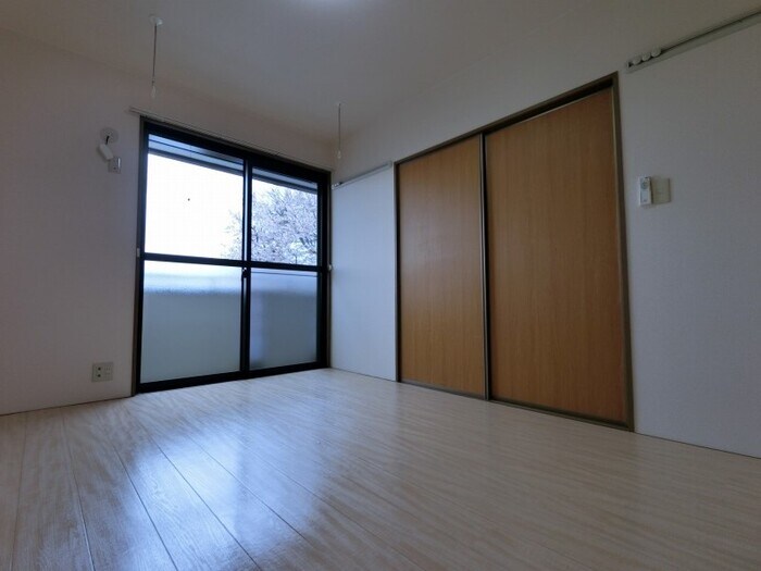 物件内観写真23　(南洋室)