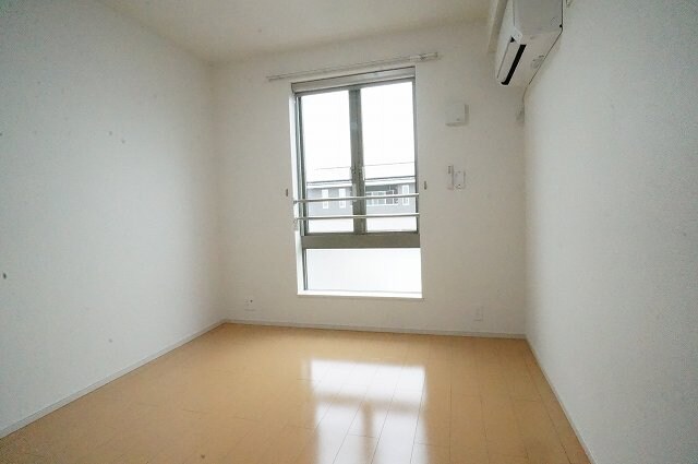 物件内観写真12　(過ごしやすい室内です)