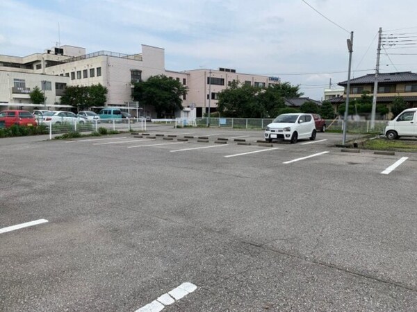 駐車場(駐車場)