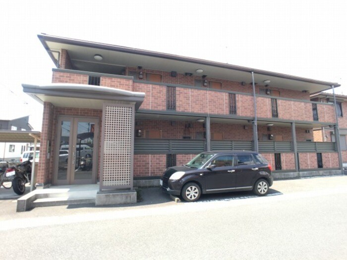 物件外観写真1　(建物外観)