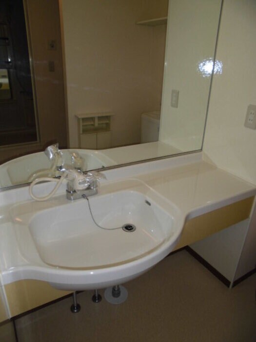 物件内観写真9　(洗面所)