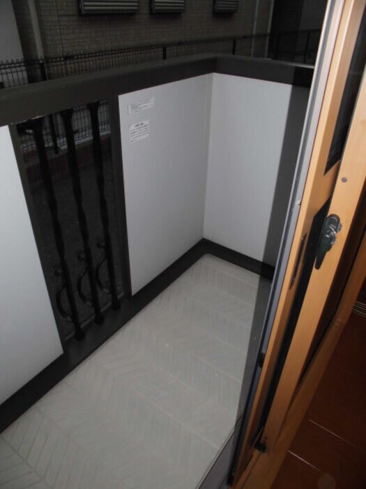 物件内観写真13　(バルコニー)