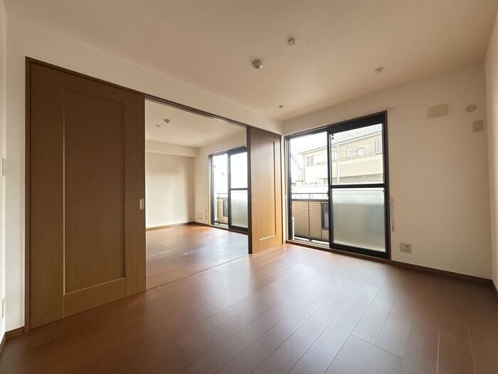 物件内観写真5　(LDK)