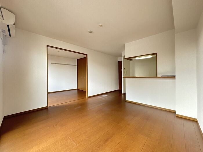 物件内観写真7　(LDK)