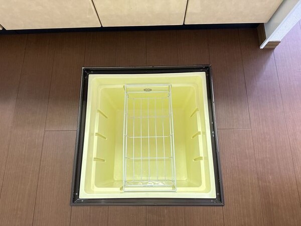 収納(床下収納)