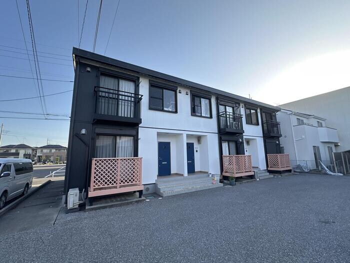 物件外観写真1　(建物外観)