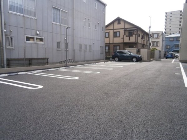 駐車場(駐車場)