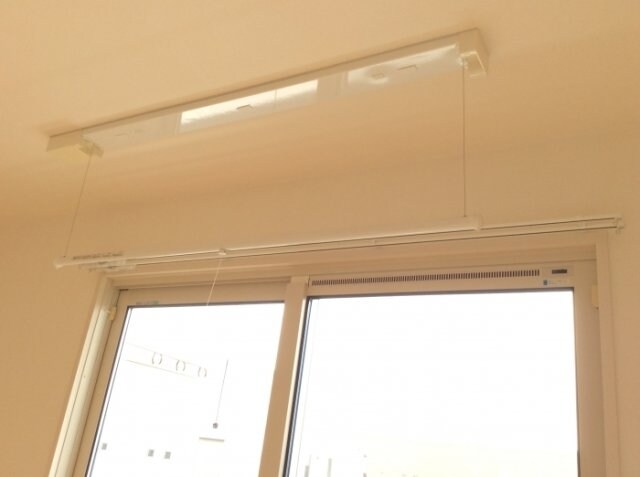 物件内観写真13　(収納型・室内物干し)