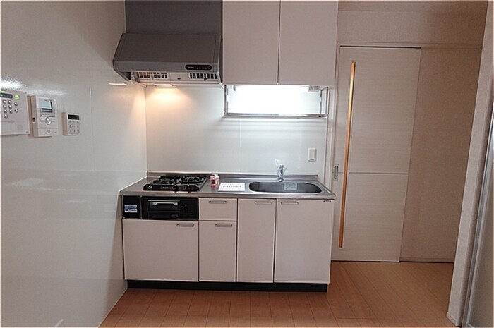 物件内観写真6　(システムキッチン（ガス）)