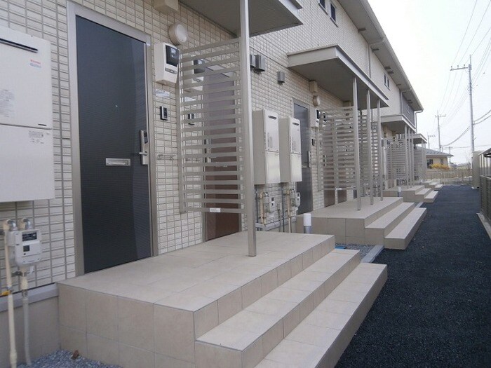 物件外観写真3　(ロビー)