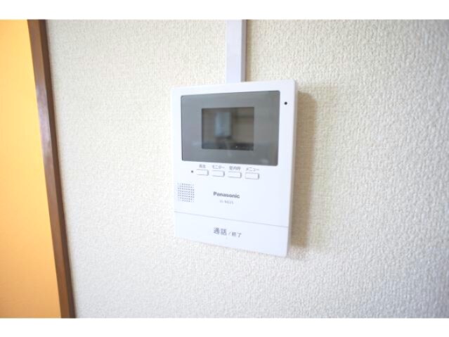 物件内観写真3　(エントランス部分)