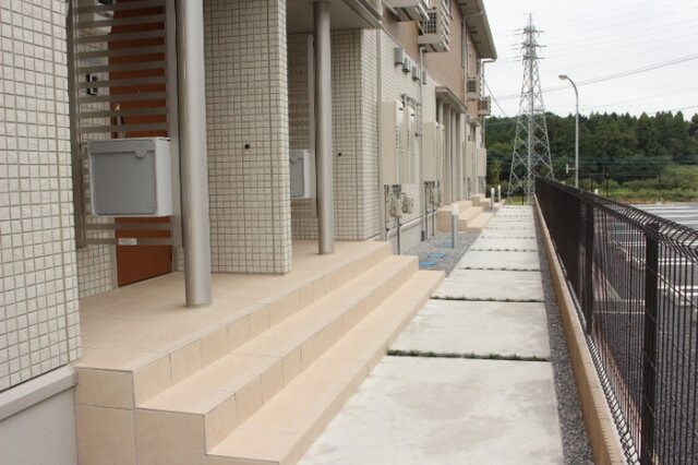 物件外観写真3　(ロビー)