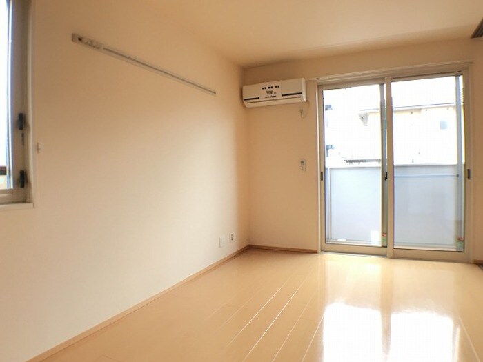 物件内観写真6　(リビング)