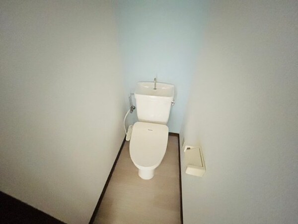 トイレ(落ち着いたトイレです)