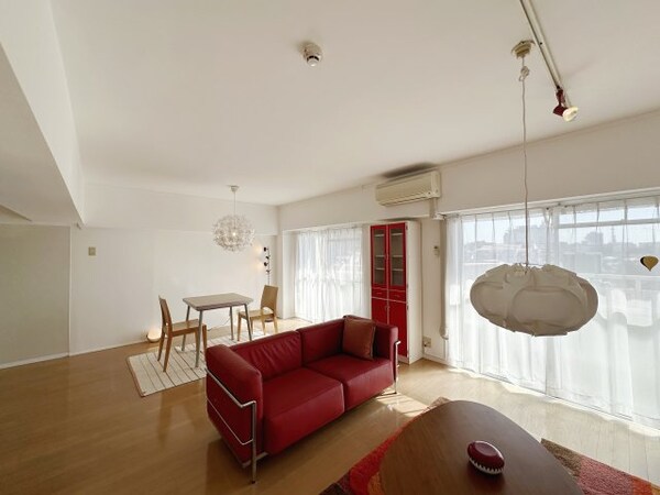 居室(モデルルームのため、家具は入居時に撤去いたします。)