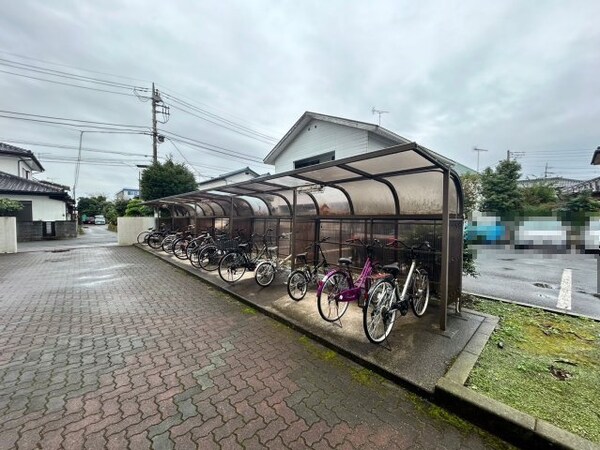 建物設備(駐輪場)