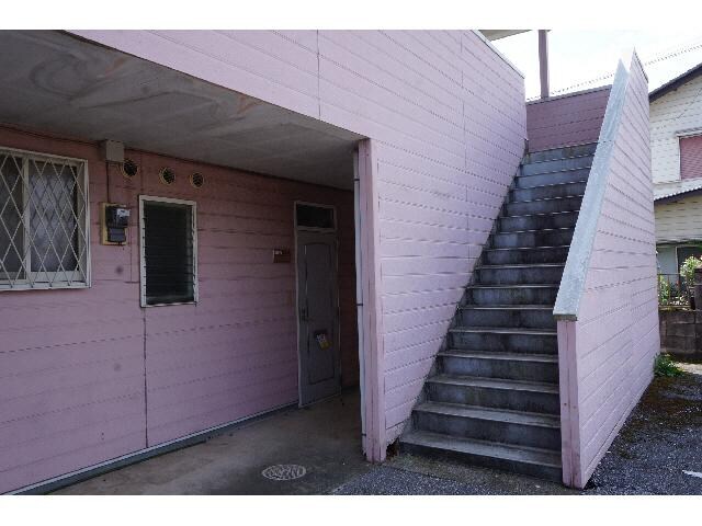 物件内観写真3　(エントランス部分)