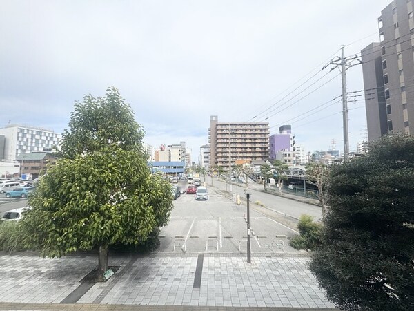 エントランス(エントランス)