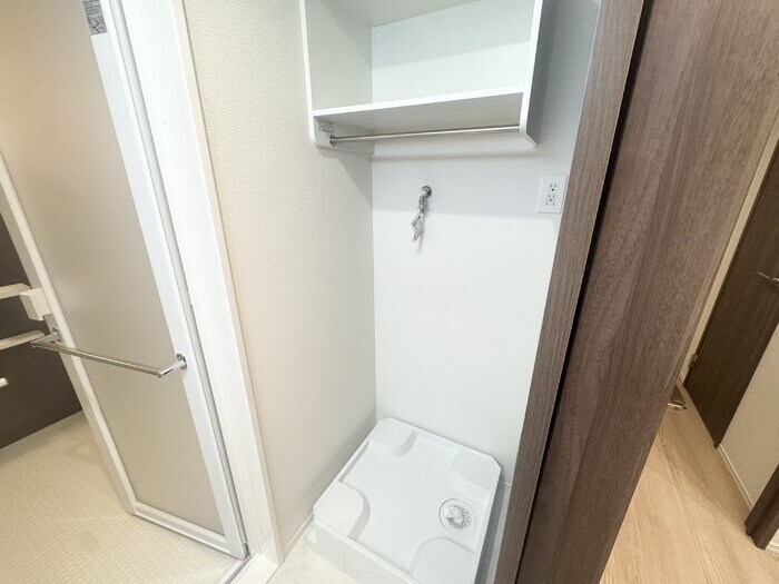 物件内観写真12　(洗濯機置場)