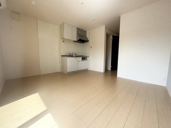 物件内観写真8　(LDK)