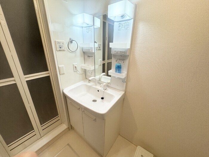 物件内観写真15　(洗面所)