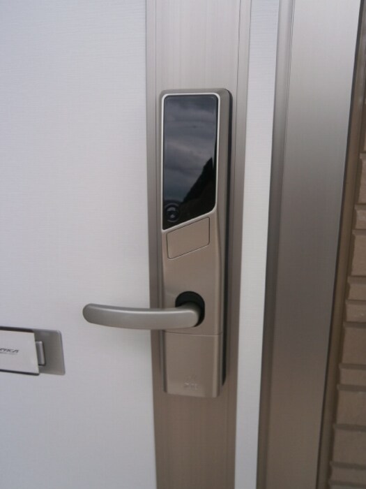 物件内観写真15　(ＩＣカードキー)