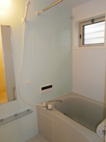 物件内観写真12　(バス／シャワールーム等)