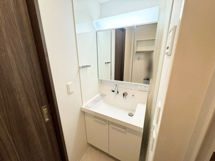 物件内観写真15　(洗面所)