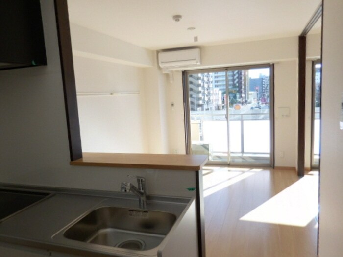 物件内観写真5　(LDK)