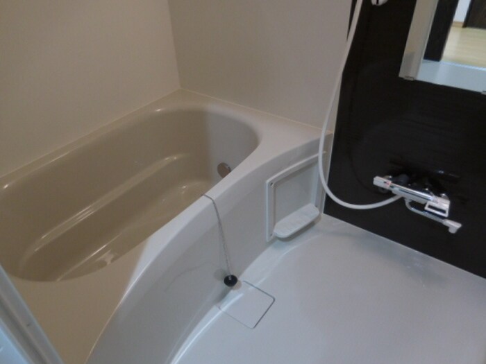 物件内観写真7　(浴室)