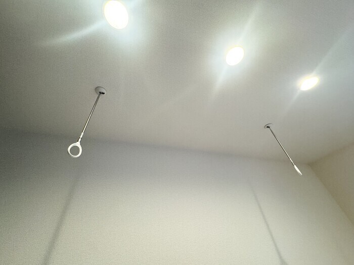 物件内観写真25　(室内物干し)