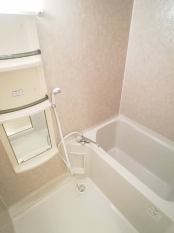 物件内観写真11　(浴室)