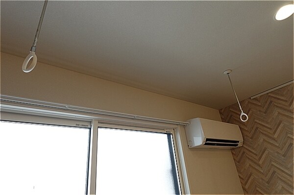 建物設備(室内物干し)