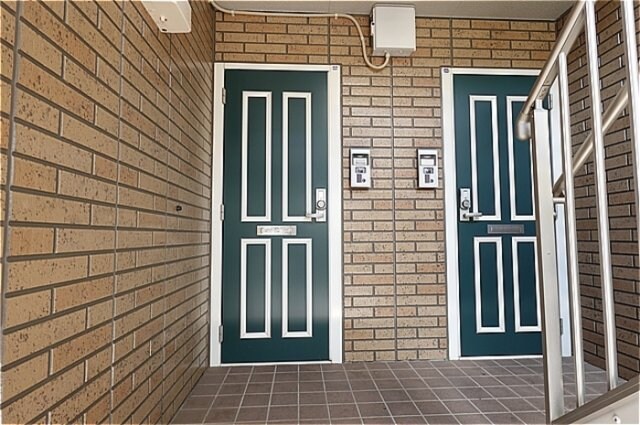 物件内観写真22　(玄関前)