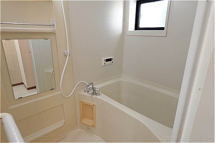 物件内観写真6　(浴室)