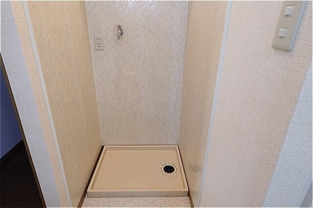 物件内観写真15　(洗面室・洗濯機置き場)