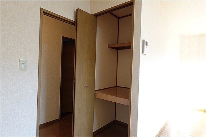 物件内観写真18　(ＬＤＫ・収納)