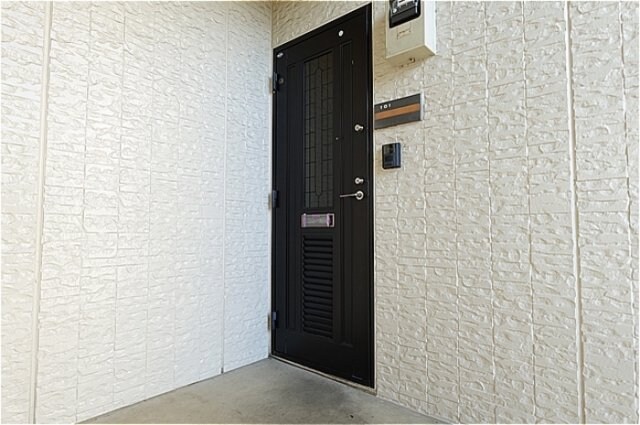 物件内観写真21　(玄関前)