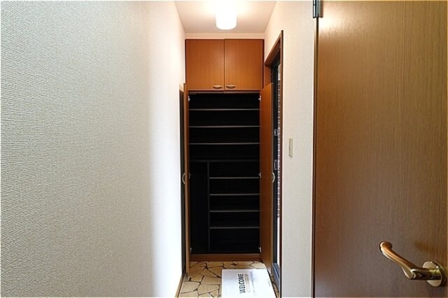 物件内観写真13　(トールサイズのシューズボックス)