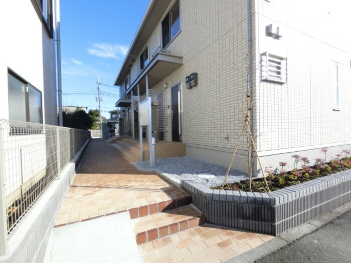 物件外観写真3　(ロビー)