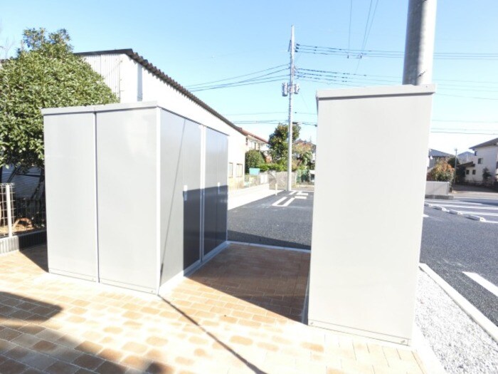 物件外観写真4　(外部物置)