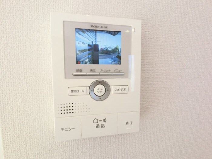 物件内観写真16　(録画機能付カラーモニターインターホン)